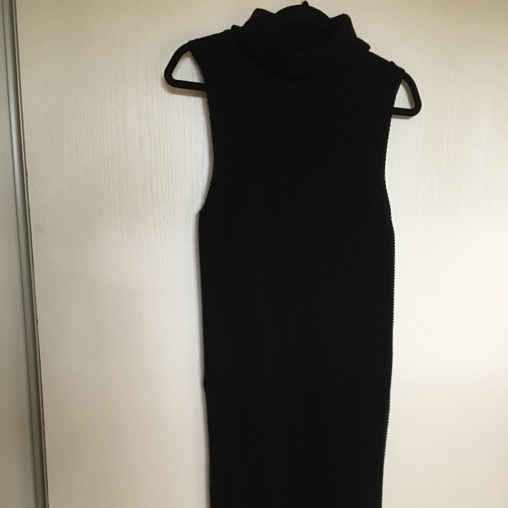 Longline sleeveless sweater vest